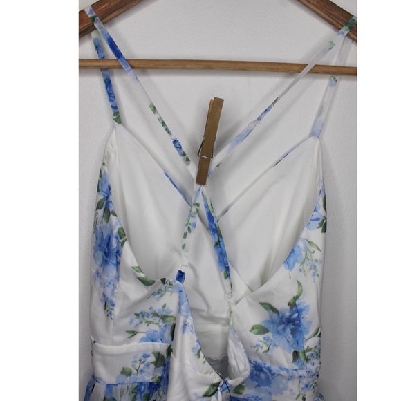 Lulus NWT Cultivate Crushes White Floral Print Tiered Ruffled Midi Dress XSMALL - Picture 9 of 11